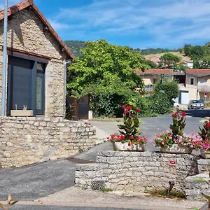 Fontaine Vieille , Saint-Georges-de-Luzençon France